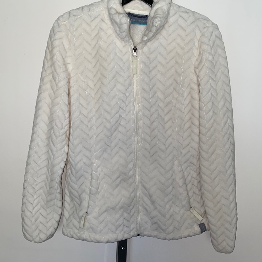 🔴SOLD🔴 #20 NWOT, Free Country Winter-white Jacket